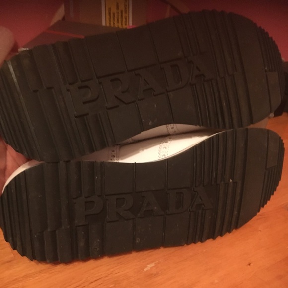 Prada Brogues in white. Size 13 US. Worn less than 5x. Authentic. No tread wear. - Picture 7 of 7